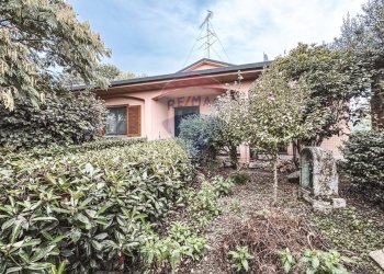 Casa all\'aperto - Villa Via Candia
 
47, Rosasco - foto 1