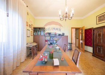 Sala da pranzo - Villa Via Leoncavallo
 
3, Gazoldo degli Ippoliti - foto 21