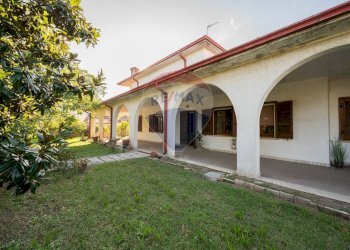 Casa all\'aperto - Villa Via Leoncavallo
 
3, Gazoldo degli Ippoliti - foto 5