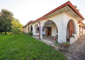 Casa all\'aperto - Villa Via Leoncavallo
 
3, Gazoldo degli Ippoliti - foto 39