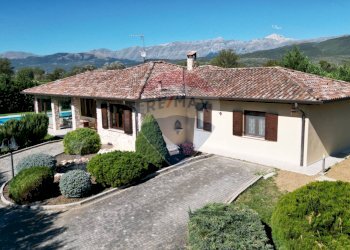 Casa all\'aperto - Villa Via del Ponticello
 
5, Fossa - foto 4