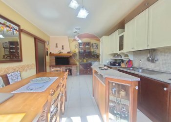 Cucina - Villa Via del Ponticello
 
5, Fossa - foto 15