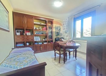 Camera - Villa Via del Ponticello
 
5, Fossa - foto 22