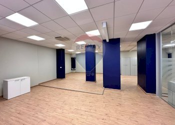 Stanza vuota - Locale Commerciale Ancona - foto 2