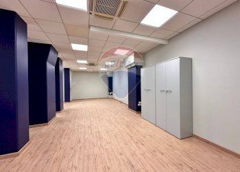 Stanza vuota - Locale Commerciale Ancona - foto 8