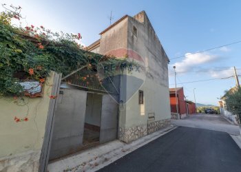 Casa all\'aperto - Independent house Via Arlecchino
 
5, Carinola - photo 1