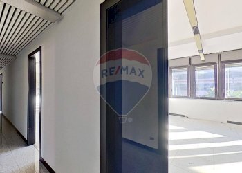 Hall / corridoio - Ufficio Corso Sempione
15, Gallarate - foto 12