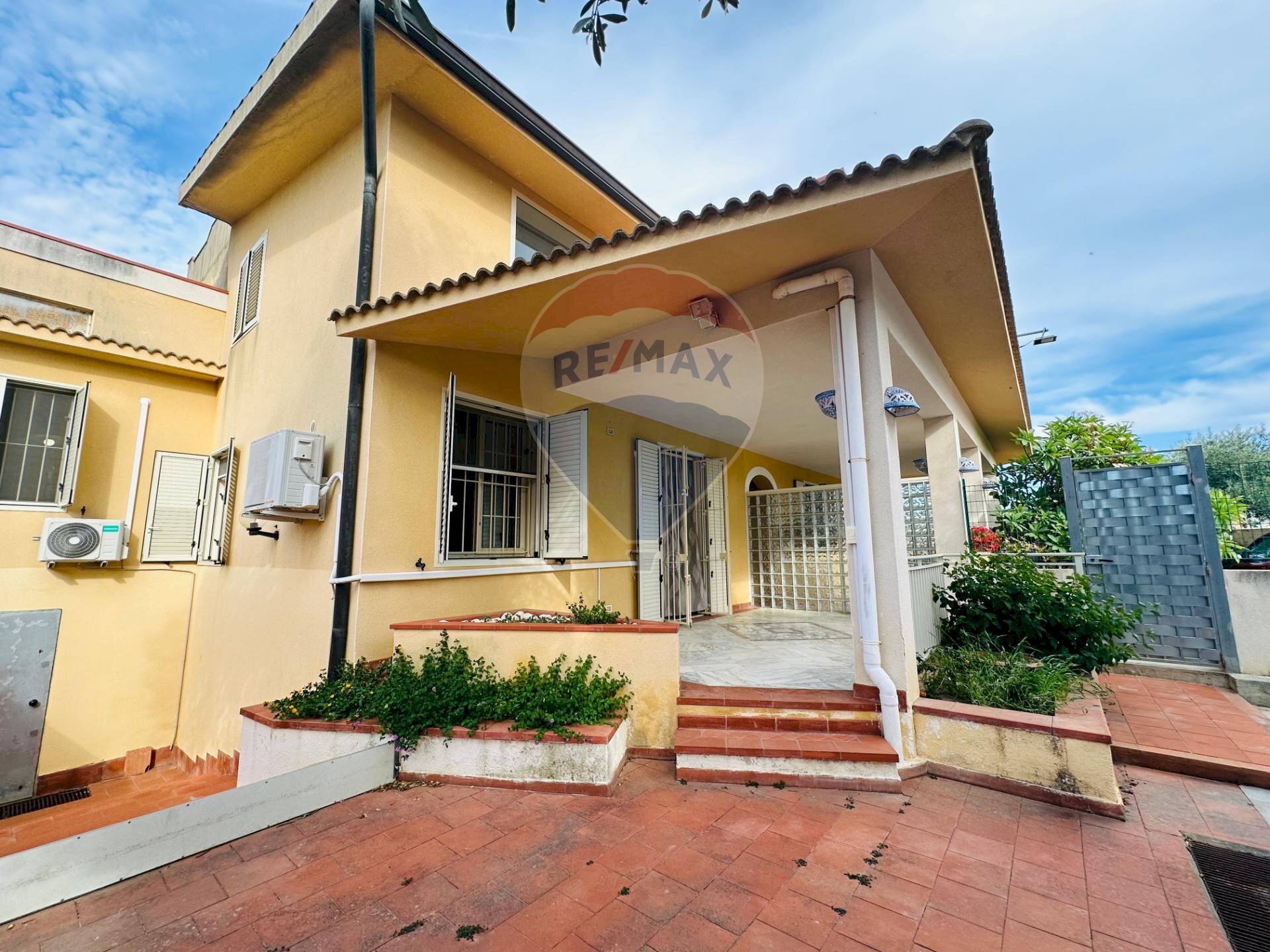 Casa all\'aperto - Casa semi indipendente Via Dei Pioppi
 
29, Menfi - foto 1