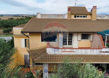 Casa all\'aperto - Casa semi indipendente Via Dei Pioppi
 
29, Menfi - foto 3