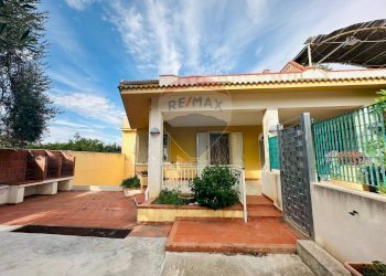 Casa all\'aperto - Casa semi indipendente Via Dei Pioppi
 
29, Menfi - foto 7