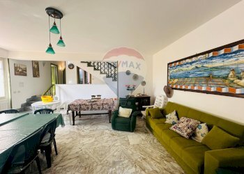 Sala da pranzo - Casa semi indipendente Via Dei Pioppi
 
29, Menfi - foto 20