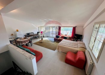 Soggiorno - Casa semi indipendente Via Dei Pioppi
 
29, Menfi - foto 32