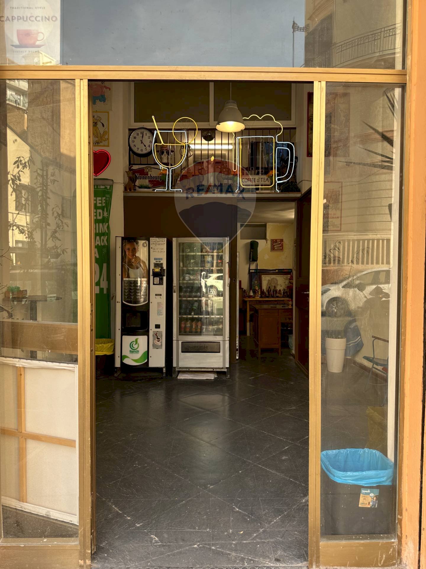 Edificio all\'aperto - Commercial Premises Corso Camillo Finocchiaro Aprile
 
200, Palermo - photo 3