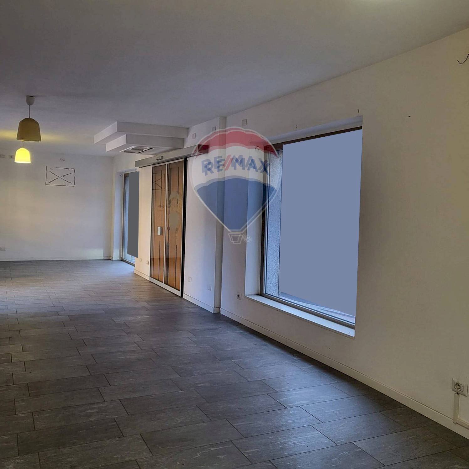 Stanza vuota - Ufficio Via Contrada Grande, Casnate con Bernate - foto 1