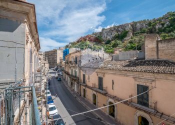 Edificio all\'aperto - Quadrilocale Vico Medica
 
31, Modica - foto 12