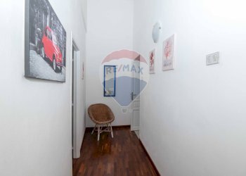 Hall / corridoio - Quadrilocale Vico Medica
 
31, Modica - foto 15