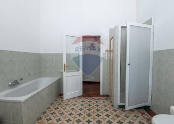 Bagno - Quadrilocale Vico Medica
 
31, Modica - foto 22