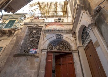 Edificio all\'aperto - Quadrilocale Vico Medica
 
31, Modica - foto 27