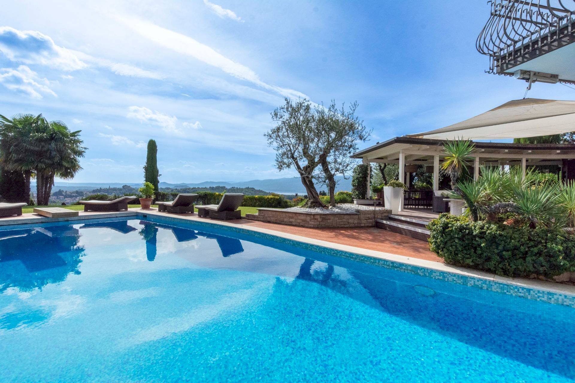 Foto 1 - Villa Via Monte Grappa
 
5, Besozzo - foto 1