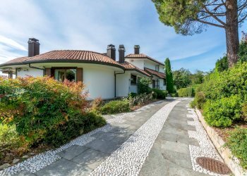 Foto 5 - Villa Via Monte Grappa
 
5, Besozzo - foto 5