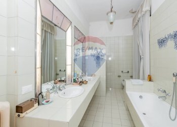 Bagno - Villa a Schiera Via Privata Caduti sul lavoro
 
1, San Giuliano Milanese - foto 12