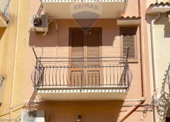 Edificio all\'aperto - Independent house Via Francesco Crispi
 
82, Balestrate - photo 1