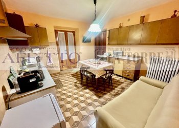 Foto 1 - Casa indipendente Via MAZZINI, Fresonara - foto 1