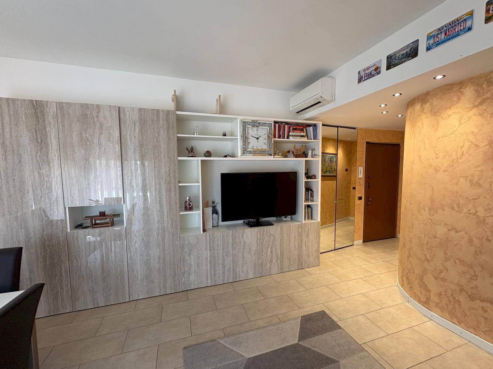 Foto 3 - Trilocale Meda, Via Trento
 
86, Meda - foto 3