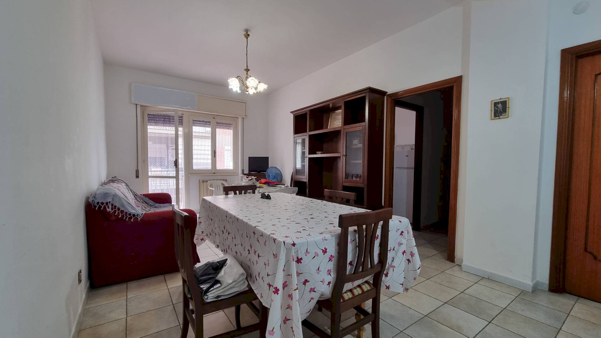 Foto 1 - Trilocale Via La Spezia
 
41, Pomezia - foto 1