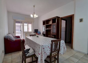 Foto 1 - Trilocale Via La Spezia
 
41, Pomezia - foto 1