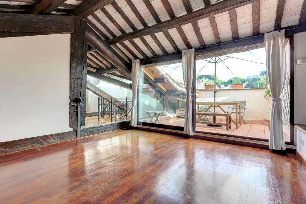 Soggiorno - Attic via della Pilotta, 1, Roma (neighborhood Centro Storico) - photo 1