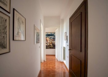 Foto 11 - Three-room apartment Paolo Caccinelli
 
9, Moniga del Garda - photo 11