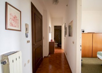 Foto 12 - Three-room apartment Paolo Caccinelli
 
9, Moniga del Garda - photo 12