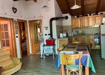 Cucina - Trilocale Frazione La Quellod, 1, Bionaz - foto 4