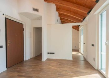 Ingresso - Bilocale via BELLINI, 47, Sesto San Giovanni - foto 3