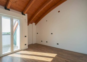 Camera da letto - Bilocale via BELLINI, 47, Sesto San Giovanni - foto 4