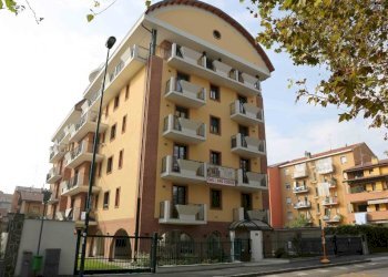 Facciata - Two-room apartment via BELLINI, 47, Sesto San Giovanni - photo 23