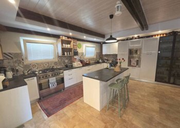 Cucina - Villa Frazione Quarto Superiore, Asti - foto 10