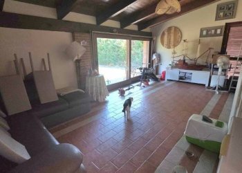 Salone - Villa Frazione Quarto Superiore, Asti - photo 14