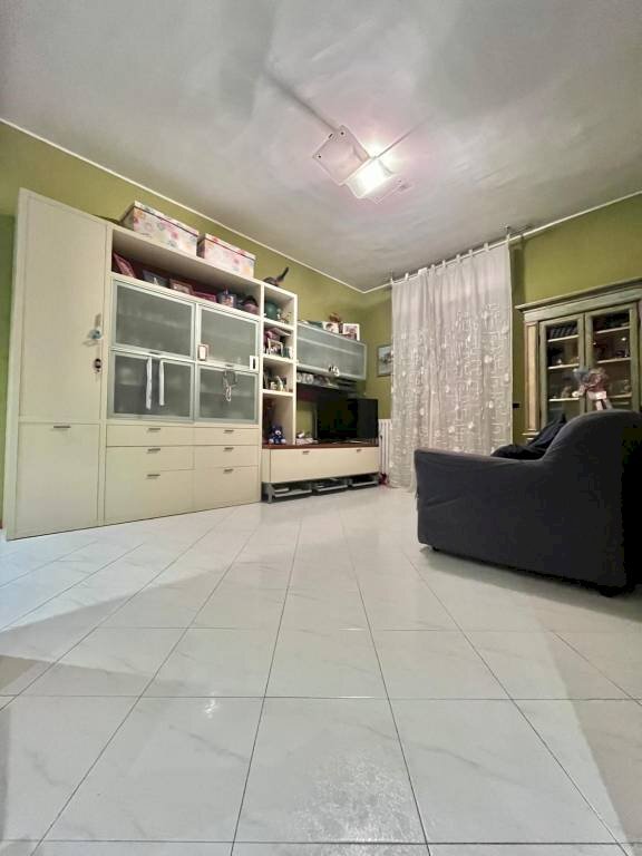 Salone - Three-room apartment via Francesco Primaticcio, 90, Milano - photo 2