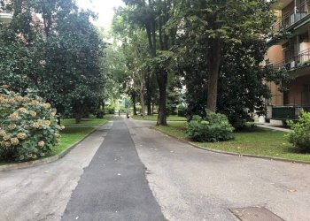 Cortile interno - Trilocale via Francesco Primaticcio, 90, Milano - foto 7