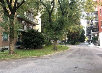 Cortile interno - Trilocale via Francesco Primaticcio, 90, Milano - foto 15