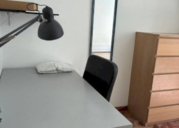 Camera da letto - Terreno non edificabile via de' Buttieri, Bologna (zona Centro Storico) - foto 4