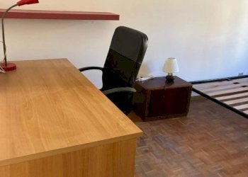 Camera da letto - Terreno non edificabile via de' Buttieri, Bologna (zona Centro Storico) - foto 13