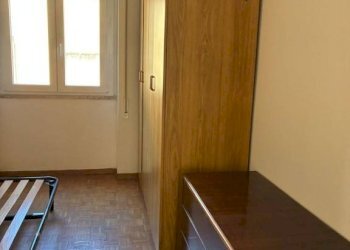 Camera da letto - Terreno non edificabile via de' Buttieri, Bologna (zona Centro Storico) - foto 16