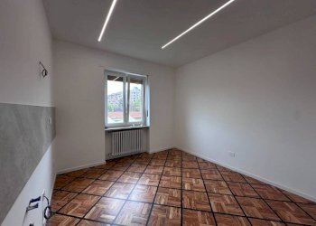 Salone - Bilocale via San Rocco, Orbassano - foto 4