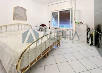 Camera da letto - Trilocale via Trieste, Faenza - foto 5