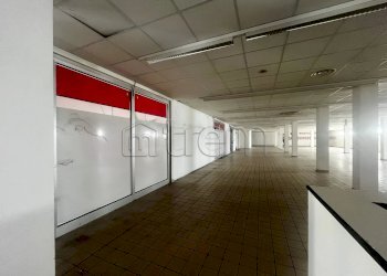 Negozio Via della Libertà, Lograto - foto 6