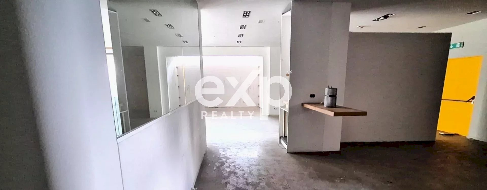 Shop Corso Dante Alighieri, Calolziocorte - photo 3