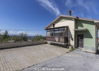 Casa indipendente Mondovì - foto 1